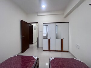Room in  Pg at Hanuman Tekdi – for Rent