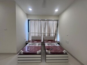 Room in  Pg at Hanuman Tekdi – for Rent