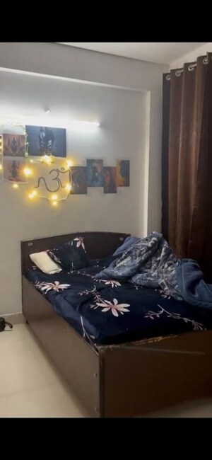 Team Area in 1 BHK Apartment at Signature Global Synera, Sector 81 – for Sale