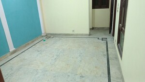 Living Room in 1 BHK Builder Floor at Vaishali Sector 5 – for Rent