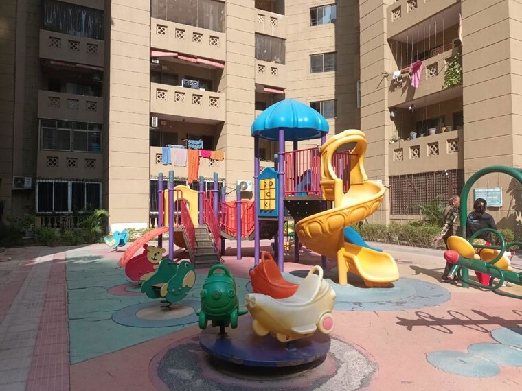 Gym, eros-sampoornam-iii 3 Bedroom 1560 Sq.Ft. Apartment In Sector 2 Greater Noida Greater Noida 10334184