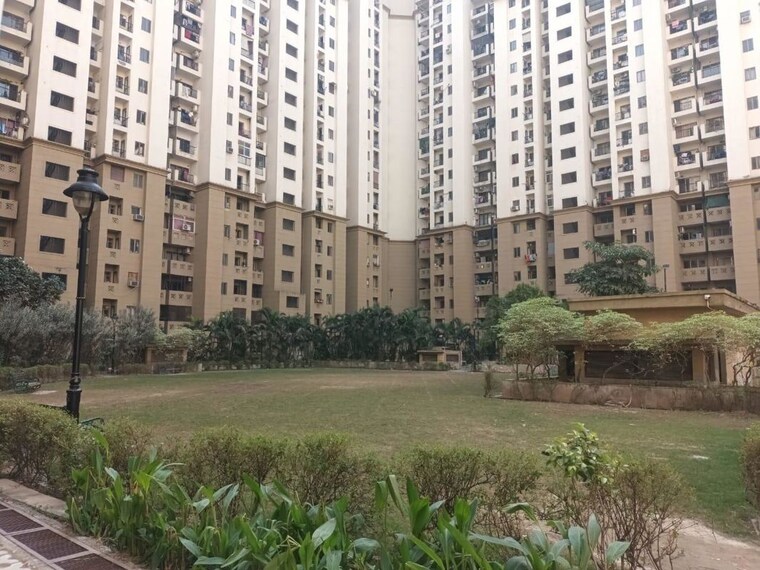 Exterior View, eros-sampoornam-iii 3 Bedroom 1560 Sq.Ft. Apartment In Sector 2 Greater Noida Greater Noida 10334184