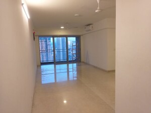 Room in 3 BHK Apartment at Imperial Heights Goregaon West, Goregaon West – for Rent