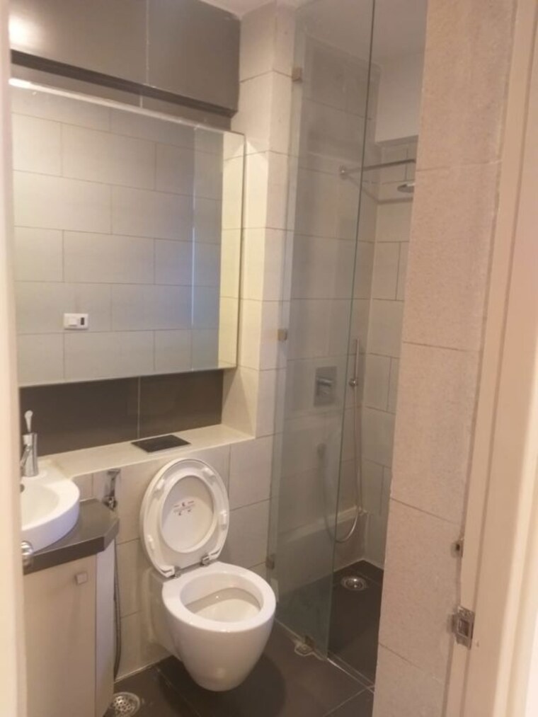 Bathroom, imperial-heights-goregaon-west 3 Bedroom 1485 Sq.Ft. Apartment In Goregaon West Mumbai 10334556