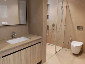 Bathroom in 3 BHK Apartment at Suncity Platinum Towers, Sector 28 – for Rent
