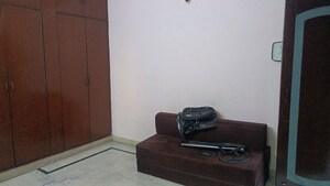 Living Room in 1 BHK Builder Floor at Vaishali Sector 5 – for Rent