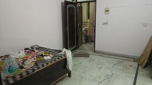 Bedroom in 1 BHK Builder Floor at Vaishali Sector 5 – for Rent