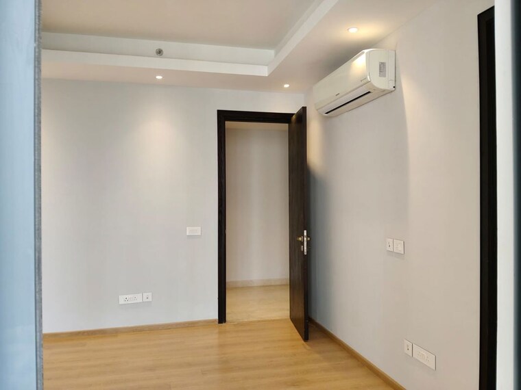 Room, suncity-platinum-towers 3 Bedroom 2680 Sq.Ft. Apartment In Sector 28 Gurgaon 10334600