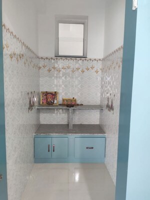 Bathroom in 3 BHK Builder Floor at Sriram Nagar – for Rent