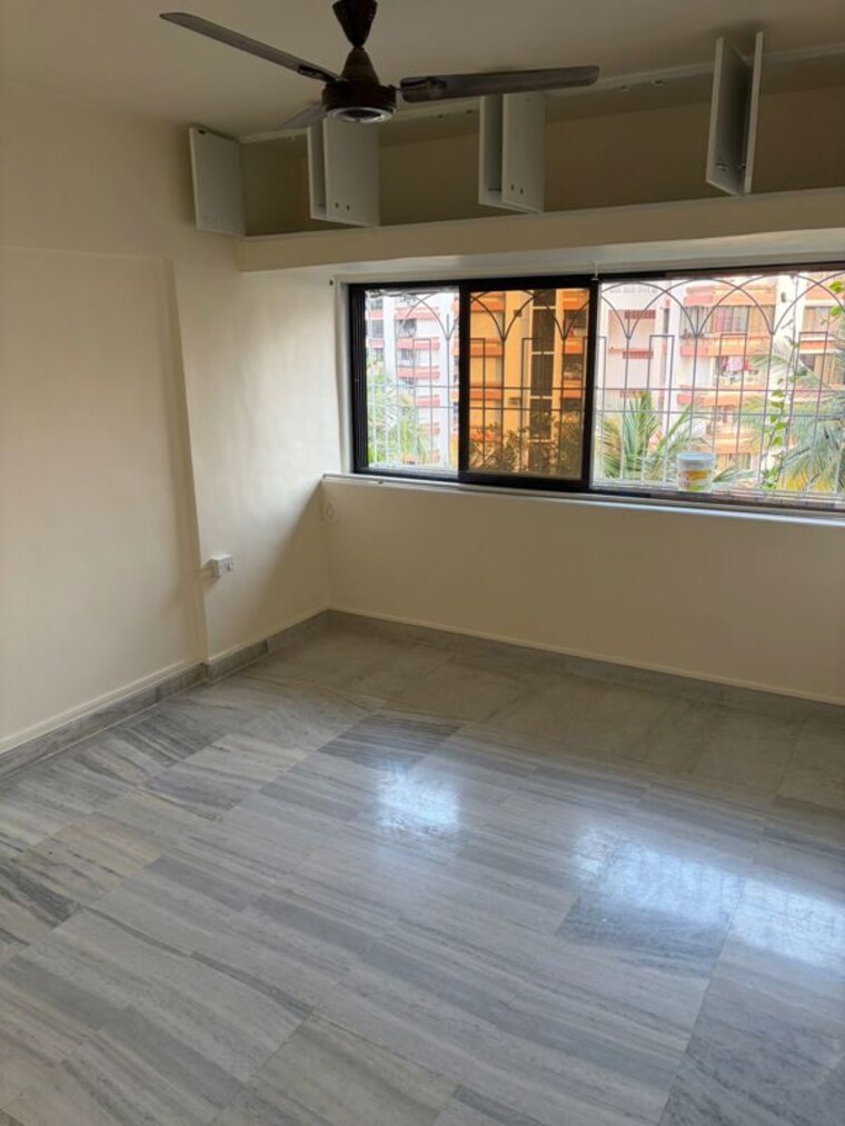 Room, link-garden 3 Bedroom 1200 Sq.Ft. Apartment In Andheri West Mumbai 10334620