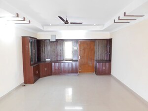 Living Room in 3 BHK Builder Floor at Kondapur – for Rent