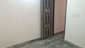 Room in 1 BHK Builder Floor at Vaishali Sector 3 – for Rent