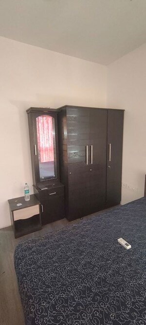 Room in 2 BHK Apartment at Omkar Ananta, Goregaon East – for Rent