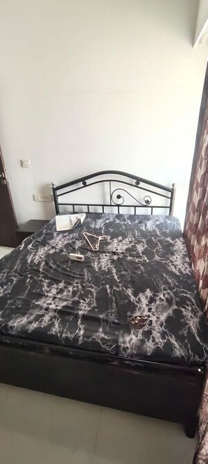 Bedroom in 2 BHK Apartment at Omkar Ananta, Goregaon East – for Rent