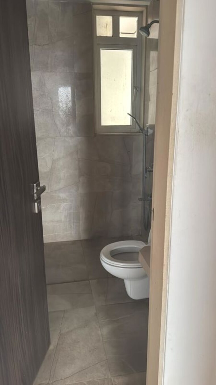 Bathroom, jp-decks 2 Bedroom 810 Sq.Ft. Apartment In Goregaon East Mumbai 10334678