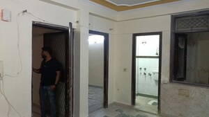 Living Room in 2 BHK Builder Floor at Vaishali Sector 5 – for Rent