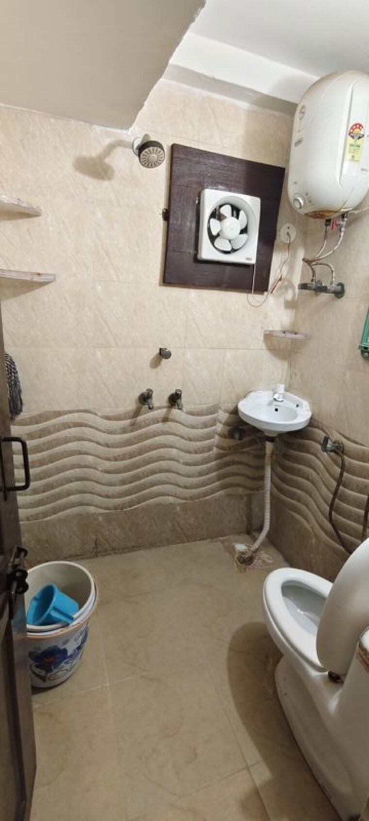 Bathroom, dwarka 1 Bedroom 450 Sq.Ft. Apartment In Dwarka Delhi 10334696