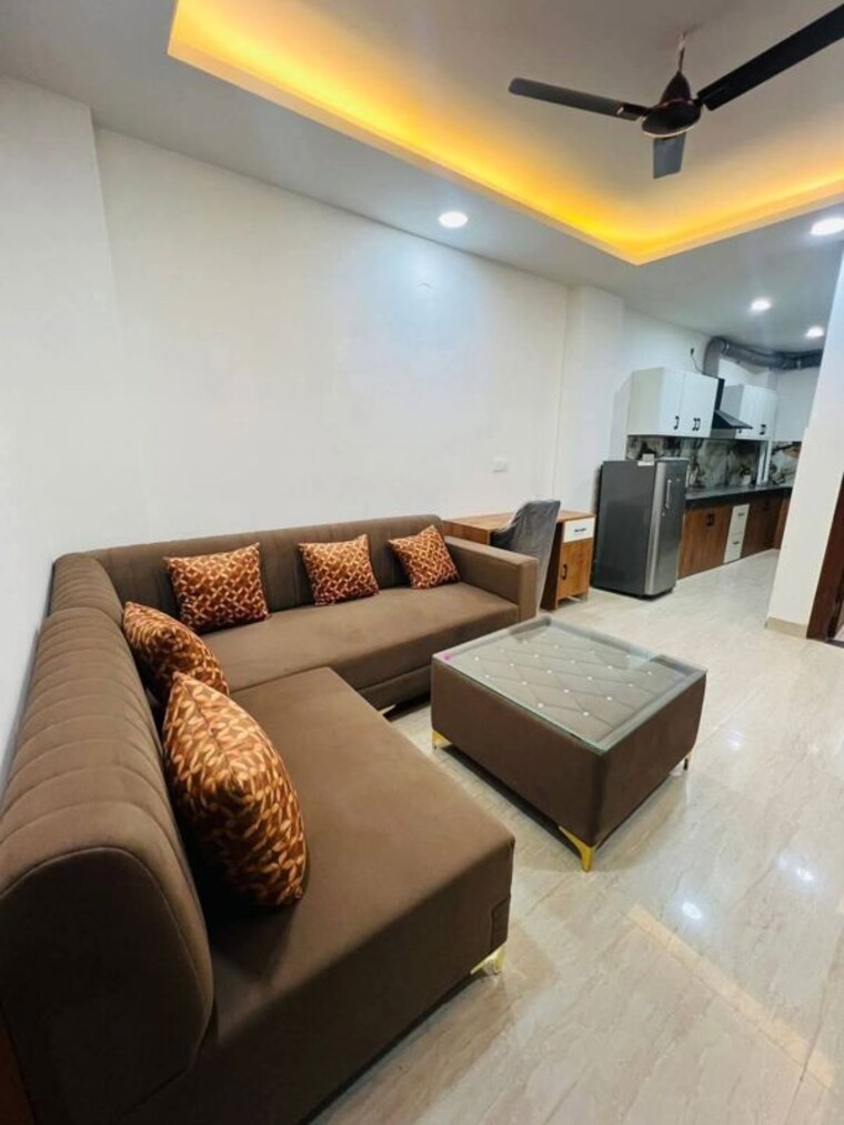 Living Room, saket 1 RK 500 Sq.Ft. Builder Floor In Saket Delhi 10334703