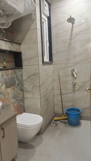 Bathroom in 3 BHK Builder Floor at New Rajinder Nagar – for Rent