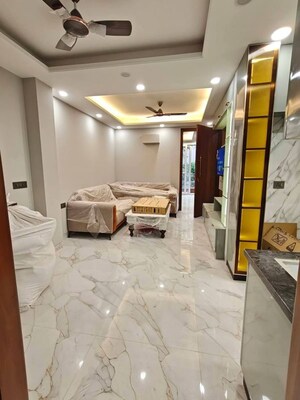 2 BHK Independent House For Rent in Saket