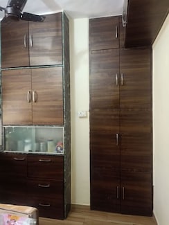 1 BHK + Pooja Room Apartment For Rent in Swagtam Building