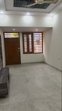 3 BHK + Pooja Room,Servant Room,Study Room,Store Room Builder Floor For Rent in New Rajinder Nagar
