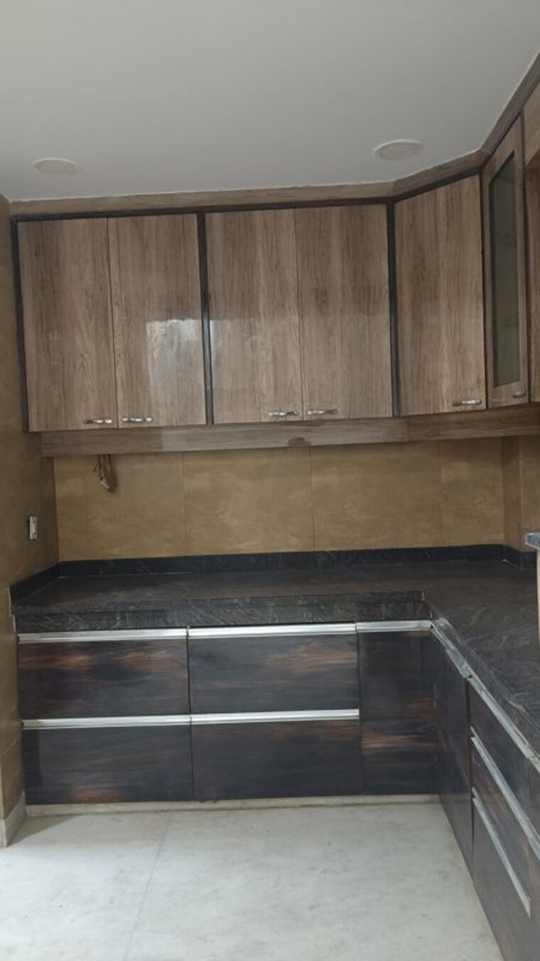 Kitchen, new rajinder nagar 3 Bedroom 1800 Sq.Ft. Builder Floor In New Rajinder Nagar Delhi 10334720