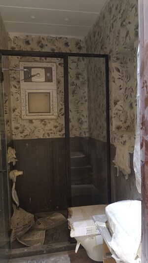 Bathroom in 3 BHK Builder Floor at New Rajinder Nagar – for Rent