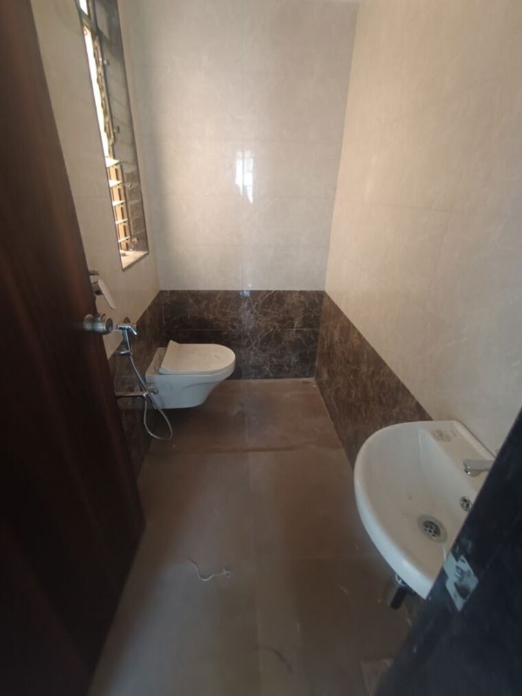 Bathroom, gowda-palash 2 Bedroom 960 Sq.Ft. Apartment In Malad West Mumbai 10334729