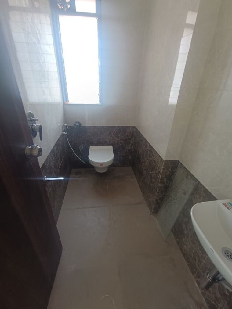 Bathroom, gowda-palash 2 Bedroom 960 Sq.Ft. Apartment In Malad West Mumbai 10334729