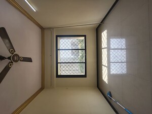 Master Bedroom in 1 BHK Apartment at Manavsthal Heights, Andheri East – for Rent