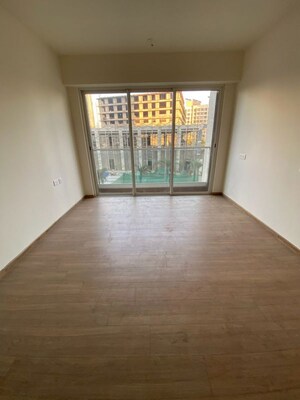 Room in 3 BHK Apartment at Hiranandani Highland, Powai – for Rent