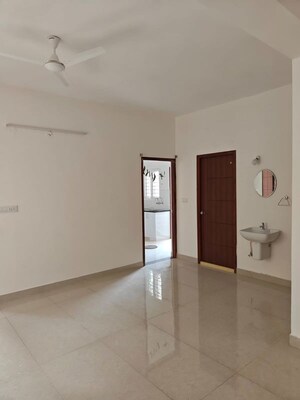 Room in 2 BHK Apartment at Primark Eco Nest, Gundlapochampalli – for Rent