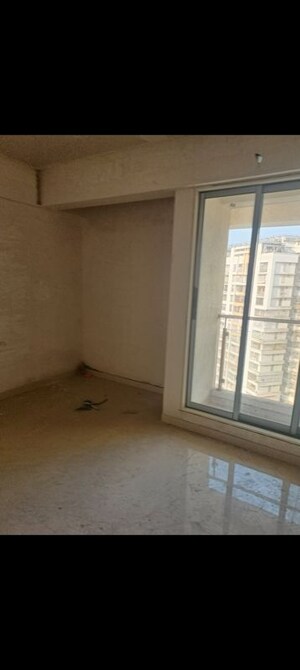 Room in 3 BHK Apartment at Cosmos Horizon, Thane West – for Sale