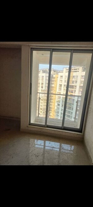 Room in 3 BHK Apartment at Cosmos Horizon, Thane West – for Sale