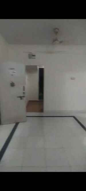 Room in 1 BHK Builder Floor at Ajay Balaji Apartment, Vashi Sector 10a – for Rent