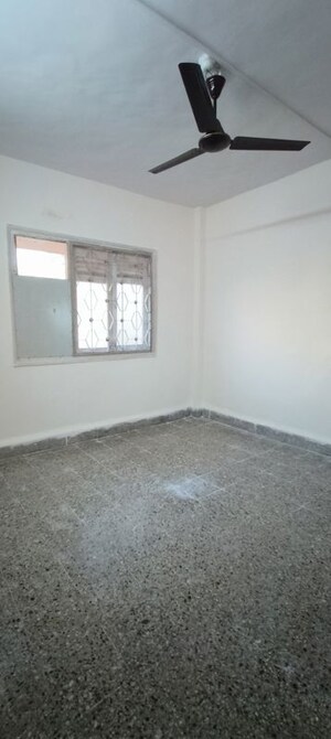 Room in 2 BHK Apartment at Yogi Nagar – for Rent