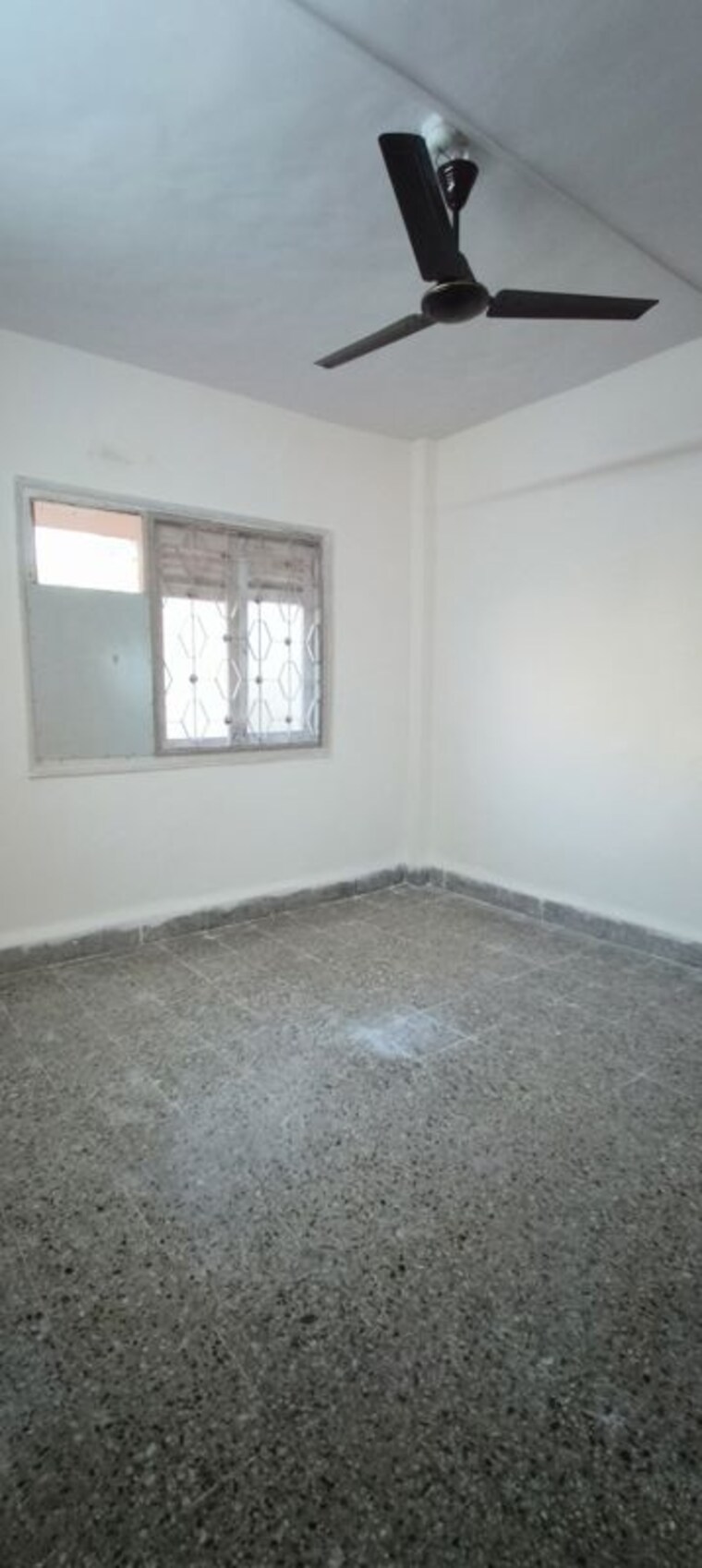 Room, yogi nagar 2 Bedroom 650 Sq.Ft. Apartment In Yogi Nagar Mumbai 10334797