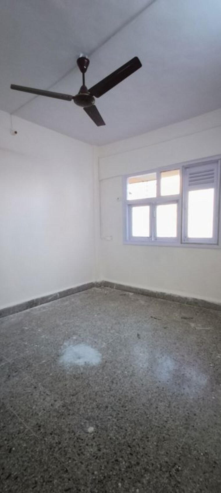 Room, yogi nagar 2 Bedroom 650 Sq.Ft. Apartment In Yogi Nagar Mumbai 10334797
