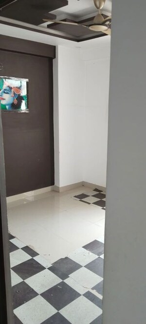 Room in 2 BHK Builder Floor at Sector 26 – for Sale