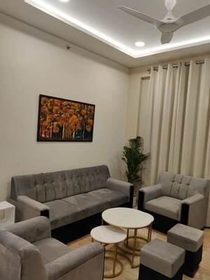 2 BHK Apartment For Rent in Ambience Creacions, Sector 22