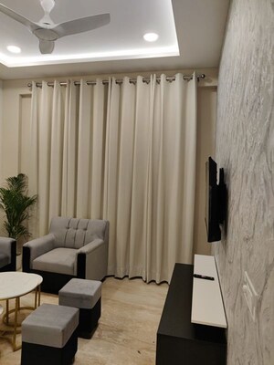 Team Area in 2 BHK Apartment at Ambience Creacions, Sector 22 – for Rent