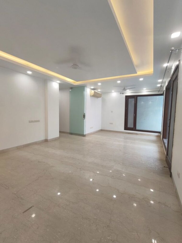 Living Room, greater kailash i 3 Bedroom 2250 Sq.Ft. Builder Floor In Greater Kailash I Delhi 10334854