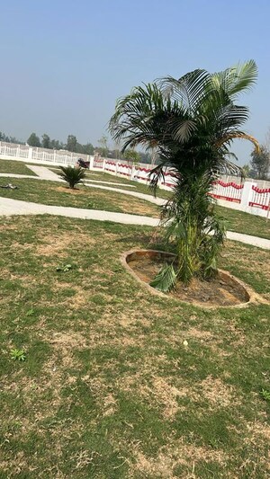  Plot – Garden View at Gomti Nagar - for Sale