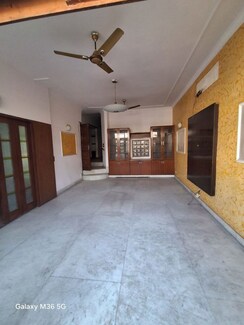 3 BHK + Store Room Builder Floor For Sale in Hauz Khas