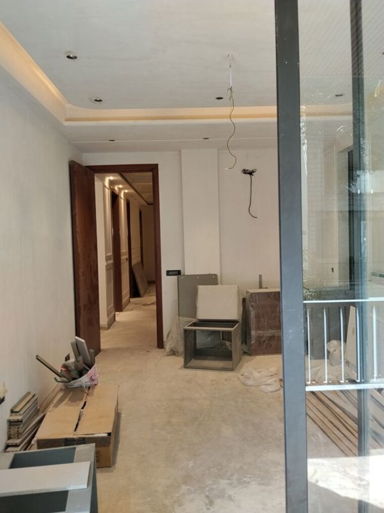 Team Area, saket 4 Bedroom 200 Sq.Yd. Apartment In Saket Delhi 10334888