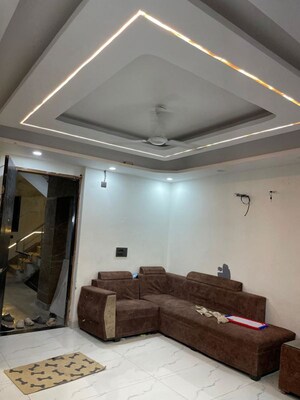 3 BHK Builder Floor For Rent in Malviya Nagar