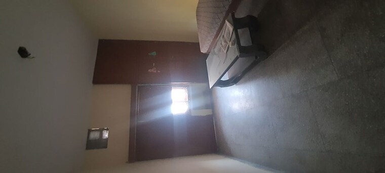 Room, sector 7 2 Bedroom 120 Sq.Yd. Independent House In Sector 7 Faridabad 10334924