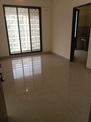 Room in 1 BHK Apartment at Ornate Galaxy, Naigaon East – for Rent
