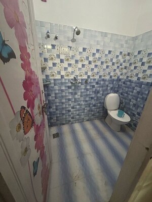 Bathroom in 2 BHK Independent House at Chinhat – for Rent